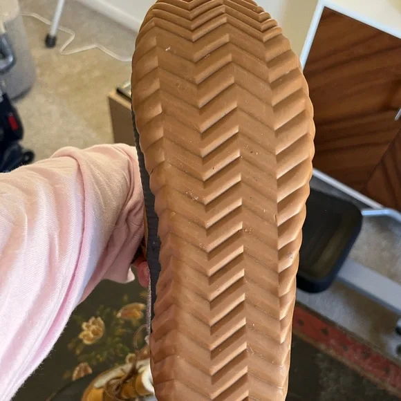 Sorel Grey, Tan & Black Insulated Waterproof Boots - Picture 3 of 4